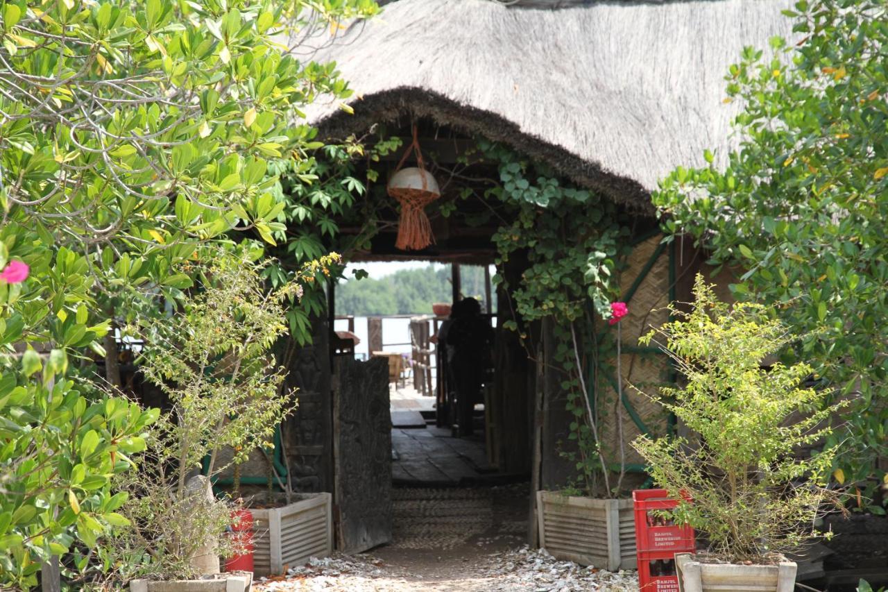 Bintang Bolong Lodge Zewnętrze zdjęcie