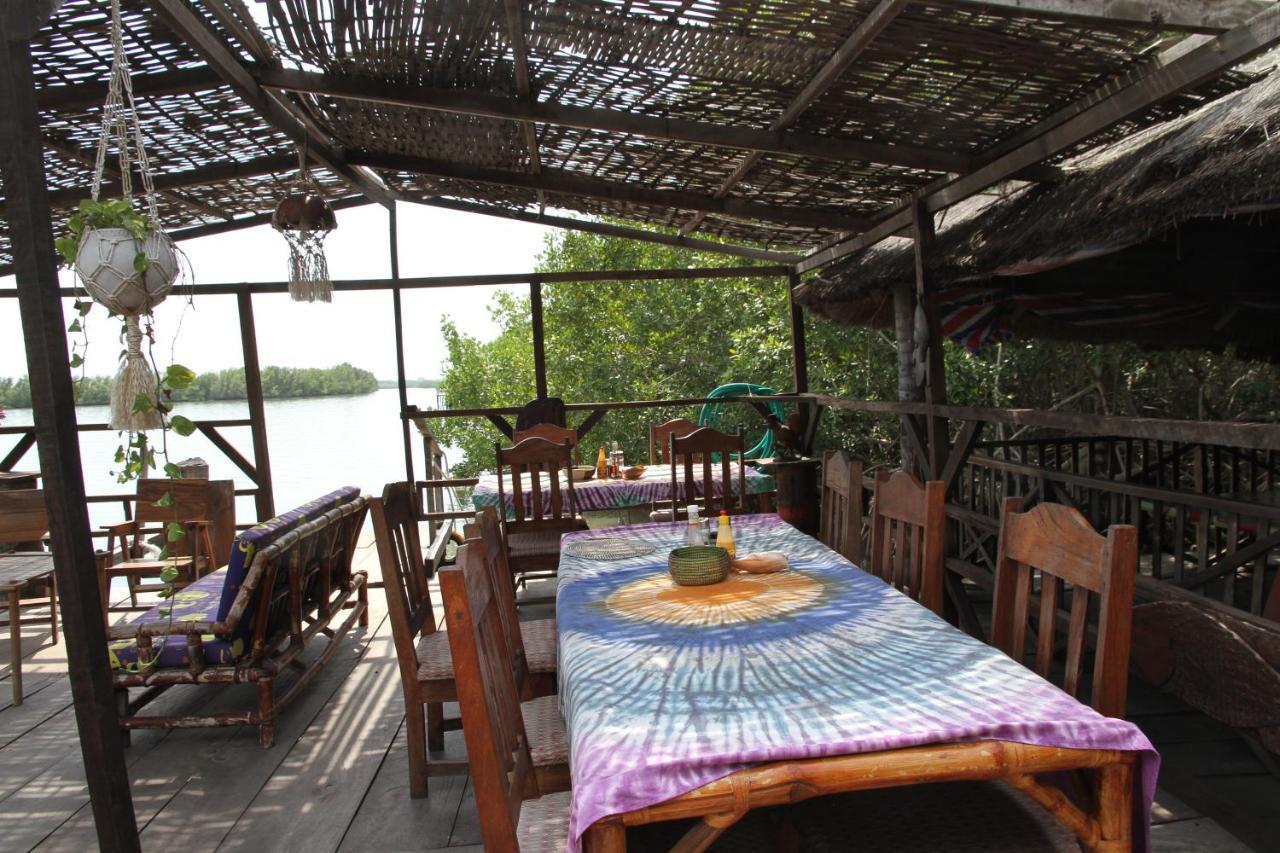 Bintang Bolong Lodge Zewnętrze zdjęcie