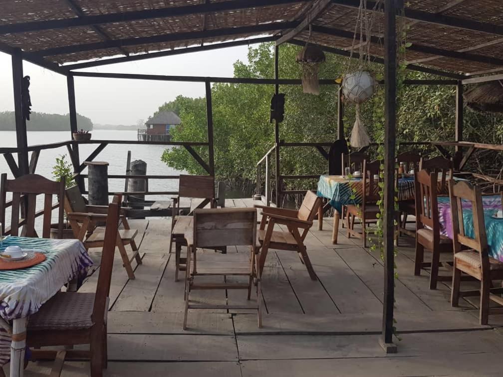 Bintang Bolong Lodge Zewnętrze zdjęcie