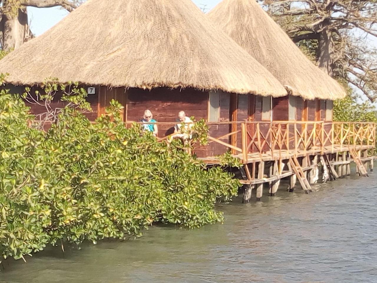 Bintang Bolong Lodge Zewnętrze zdjęcie